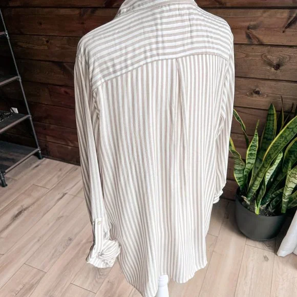 THE MONICA TAUPE BUTTON UP BLOUSE - Picture 7 of 10